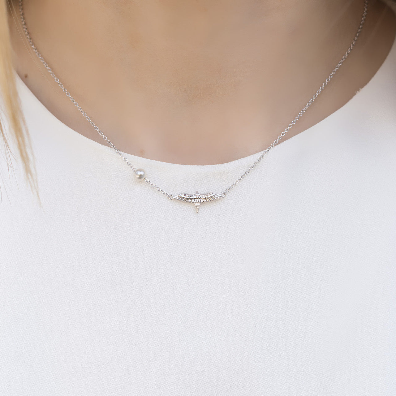 Shi_Kou_Er_Jiong_handmade_jewellery_sterling_silver_bird_necklace_delicate_freshwater_pearl